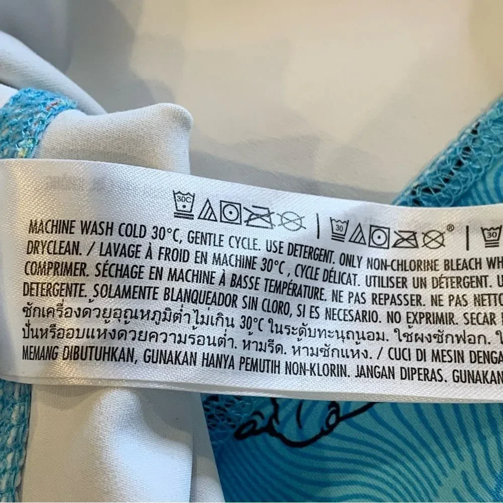 Disney Stitch All Over Light Blue Dual Side Pocket Leggings in Size 2XL